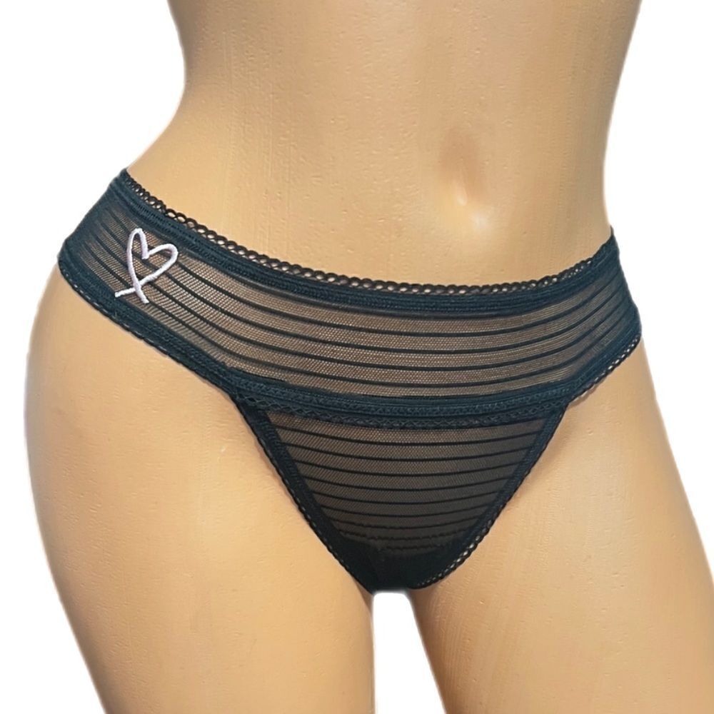 Victoria’s Secret Sexy Sheer Mesh thong panty Black Medium